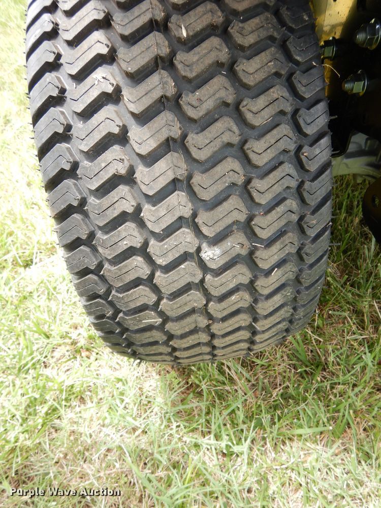 image for item IW9822 2021 John Deere X350  lawn mower