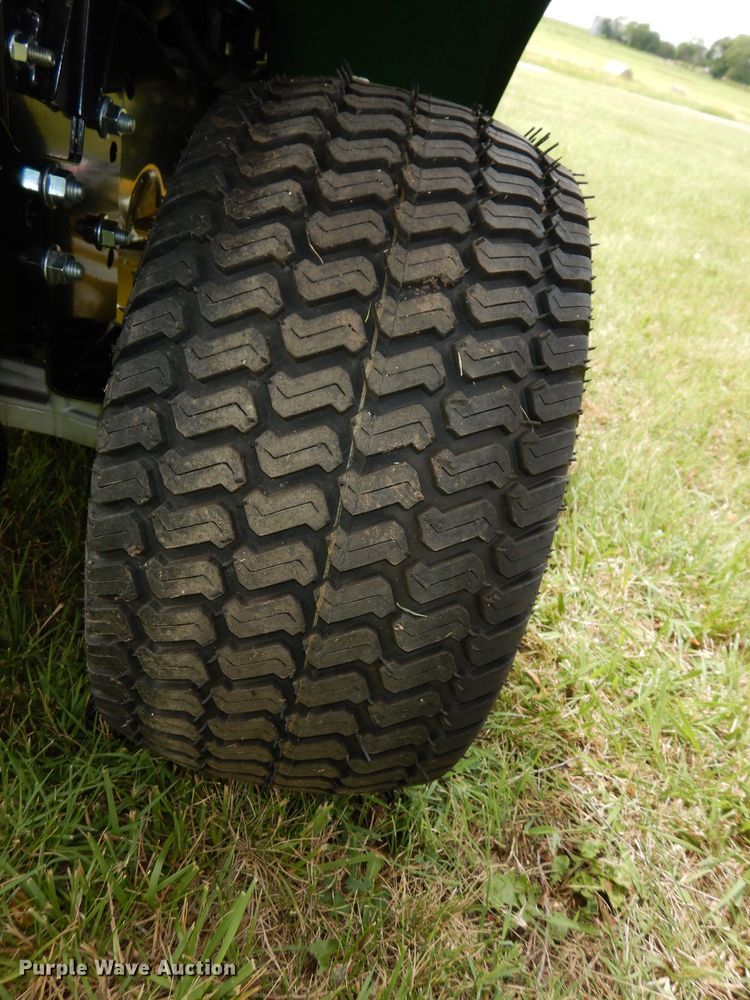 image for item IW9822 2021 John Deere X350  lawn mower