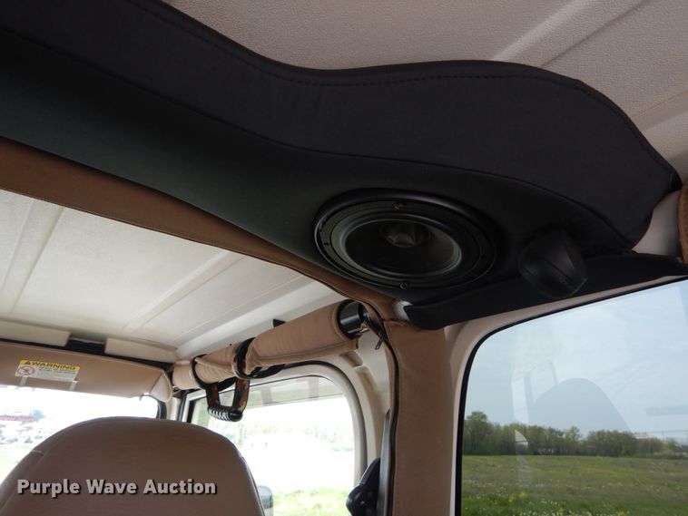 image for item IY9639 2001 Jeep Wrangler  SUV