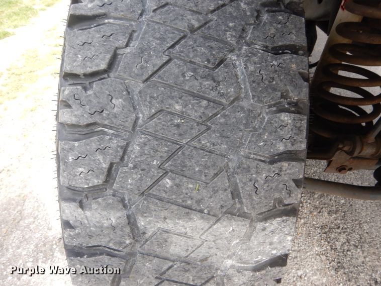 image for item IY9639 2001 Jeep Wrangler  SUV