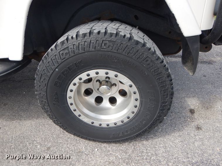 image for item IY9639 2001 Jeep Wrangler  SUV