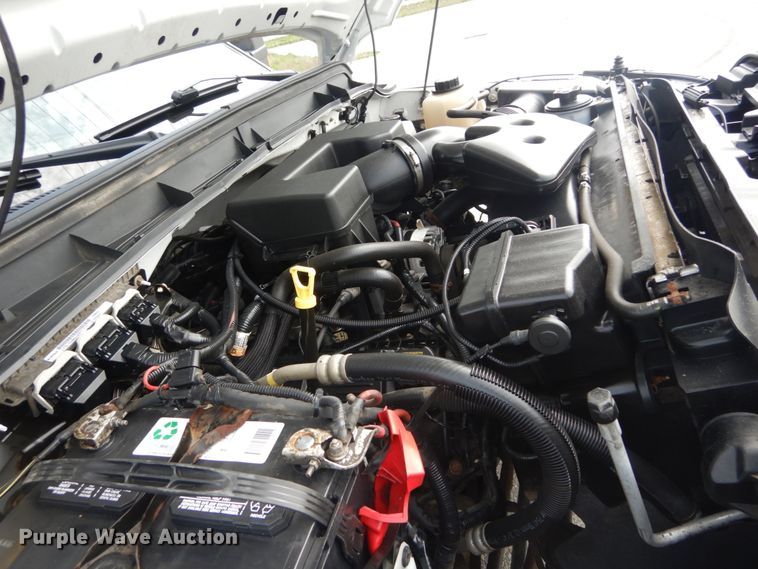 image for item IY9640 2013 Ford F250 Super Duty  SuperCab utility bed pickup truck