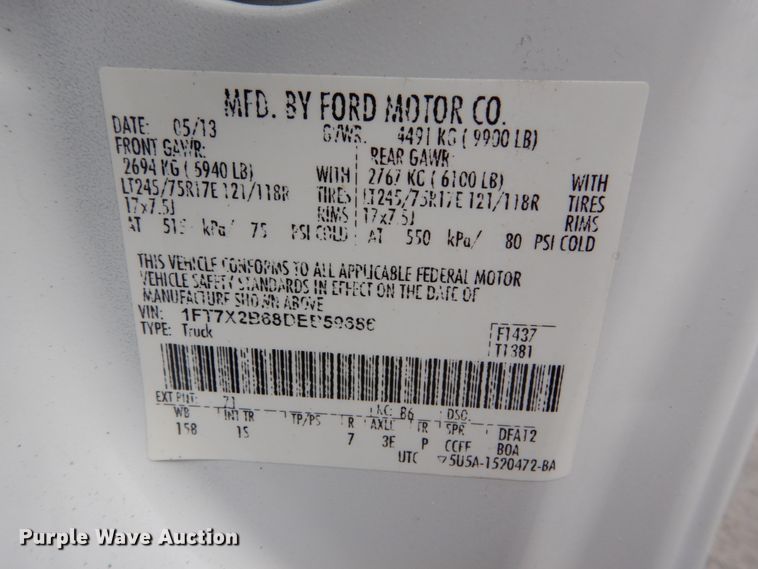 image for item IY9640 2013 Ford F250 Super Duty  SuperCab utility bed pickup truck