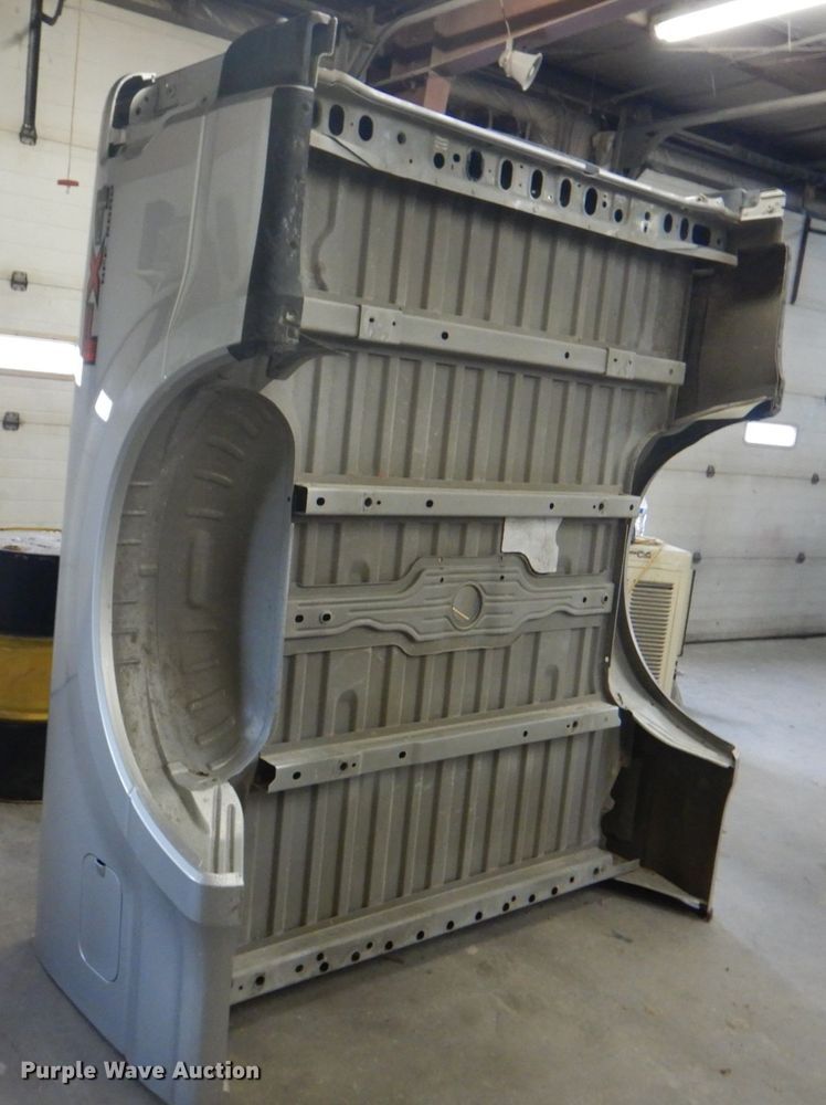 image for item JF9100 Ford  truck bed