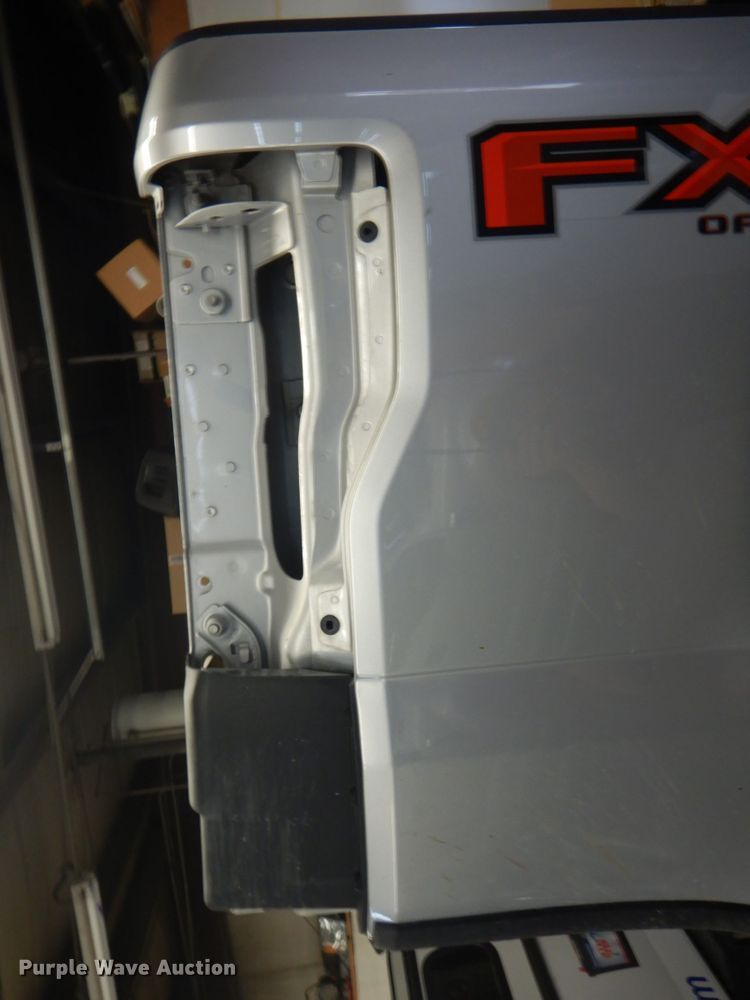 image for item JF9100 Ford  truck bed