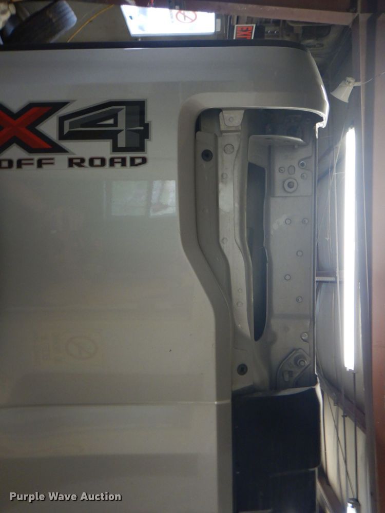 image for item JF9100 Ford  truck bed