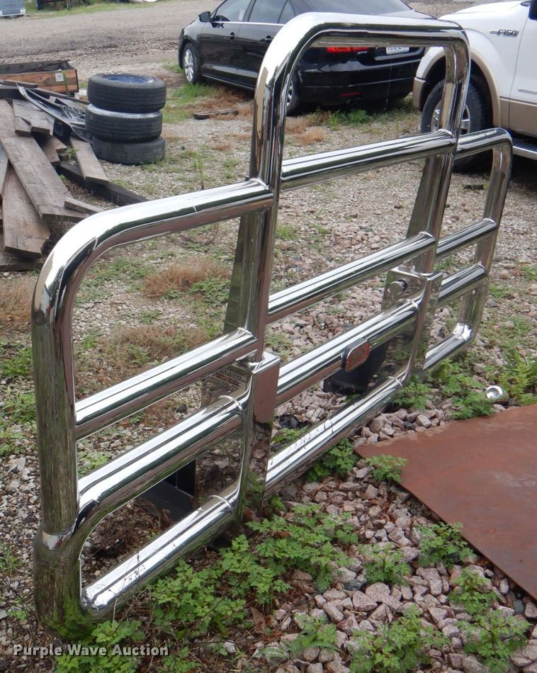 image for item JF9101 Big Front Grill  grill guard