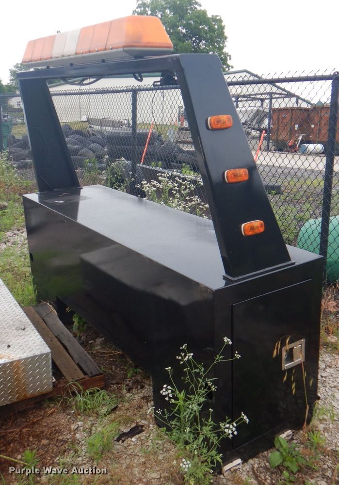 image for item JF9103 Truck storage box