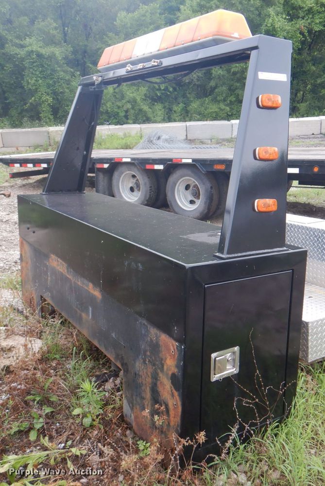 image for item JF9103 Truck storage box