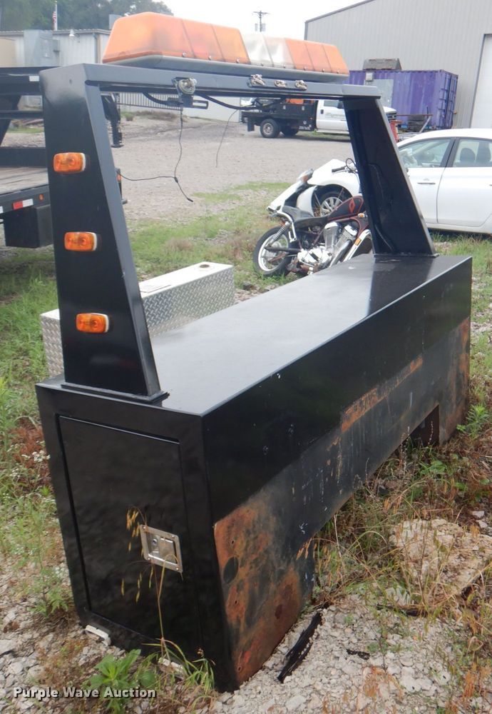 image for item JF9103 Truck storage box