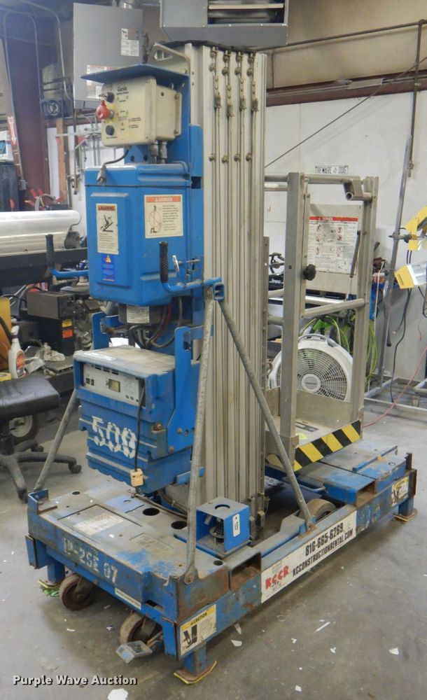 image for item JF9105 Genie IWP-25S  vertical lift