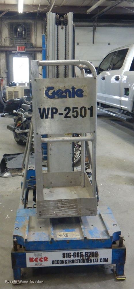 image for item JF9105 Genie IWP-25S  vertical lift