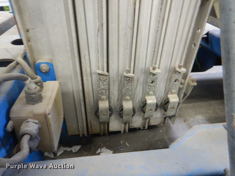 image for item JF9105 Genie IWP-25S  vertical lift