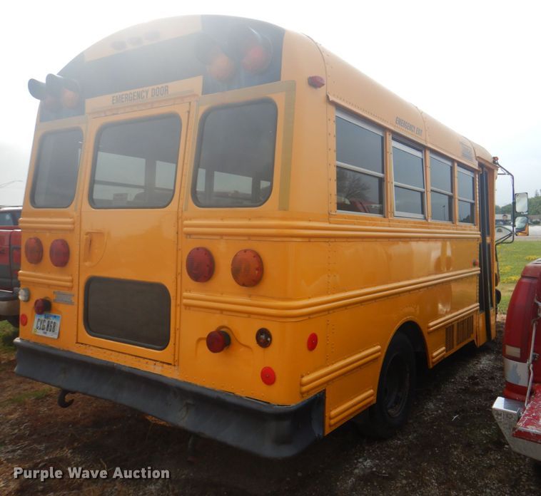 image for item JF9106 1999 GMC 3500  school bus