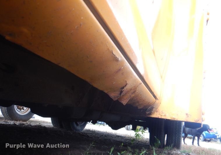 image for item JF9106 1999 GMC 3500  school bus