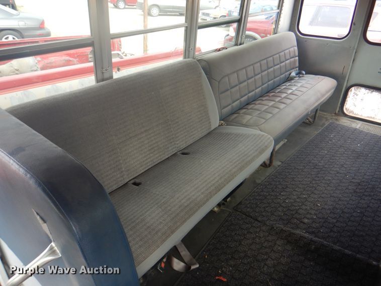 image for item JF9106 1999 GMC 3500  school bus