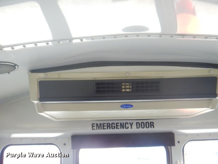 image for item JF9106 1999 GMC 3500  school bus