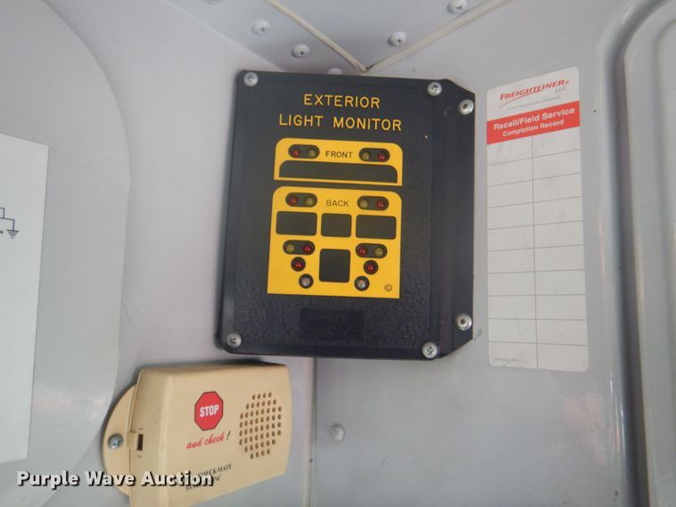 image for item JF9106 1999 GMC 3500  school bus