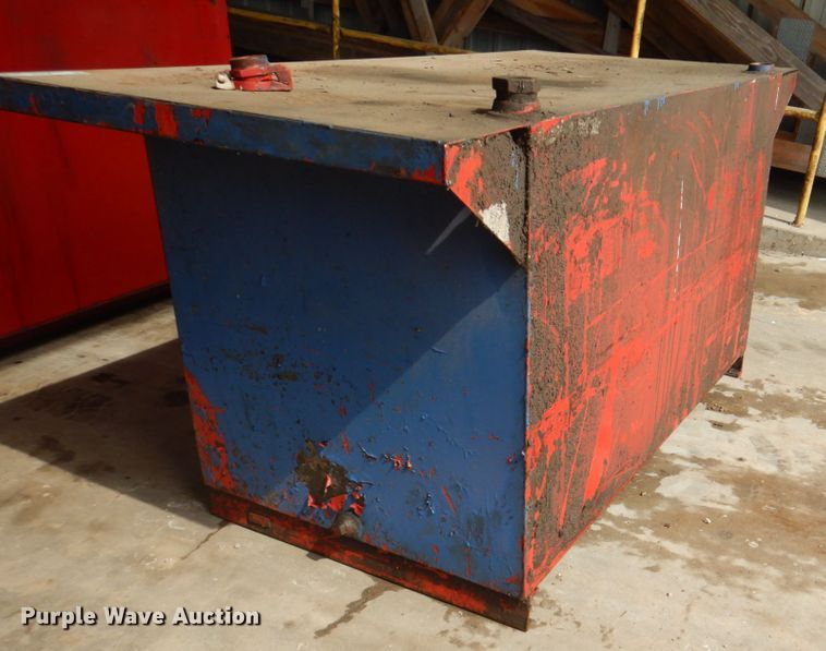 image for item JF9126 Bench oil tank
