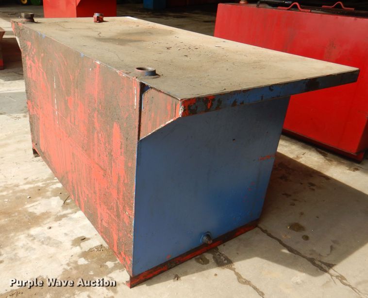 image for item JF9126 Bench oil tank