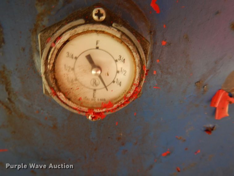 image for item JF9126 Bench oil tank