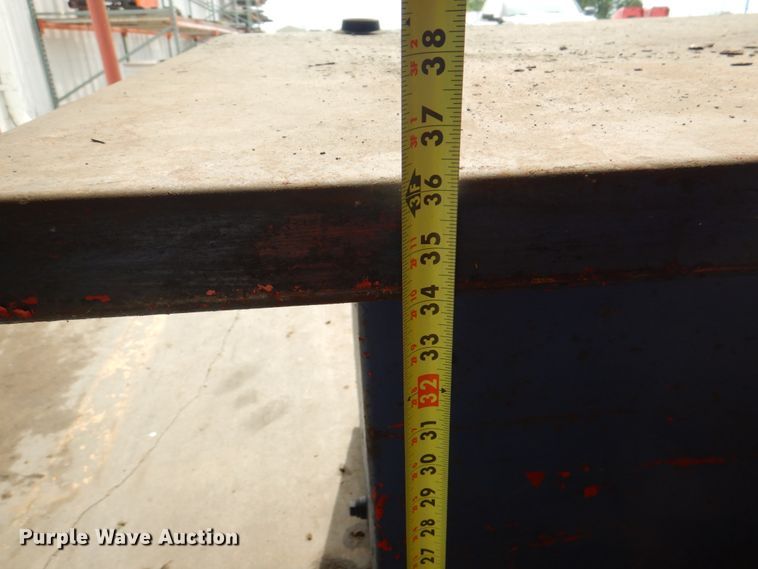 image for item JF9126 Bench oil tank