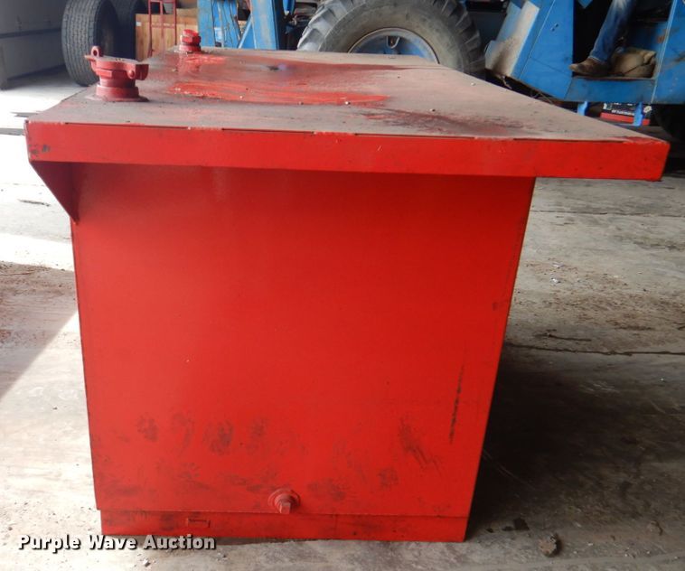 image for item JF9127 Bench oil tank