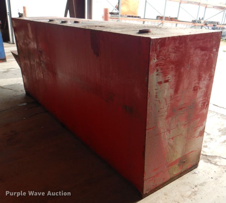 image for item JF9128 Oil storage tank