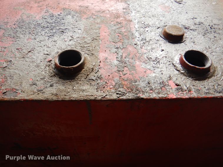 image for item JF9128 Oil storage tank