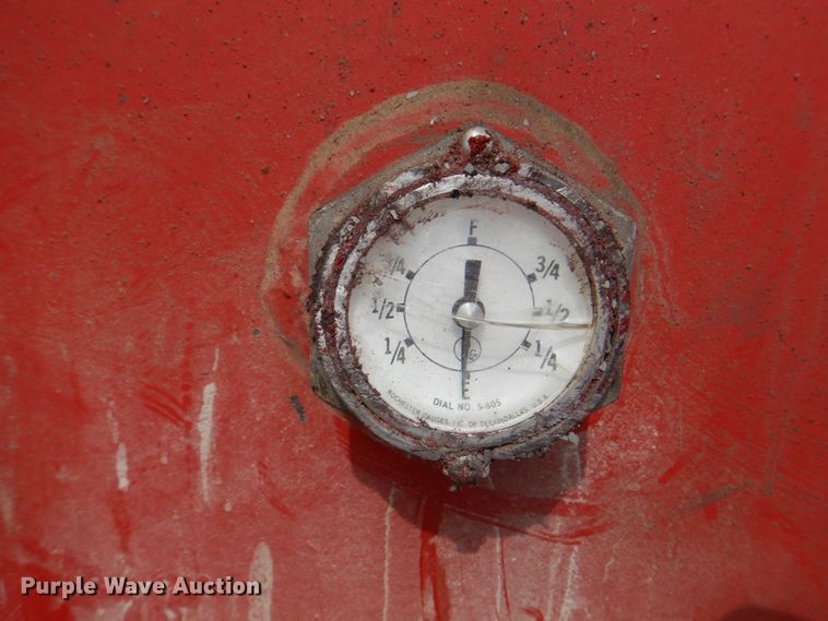 image for item JF9128 Oil storage tank