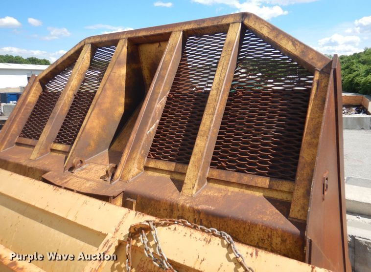 image for item JF9134 EB  131"W loader bucket