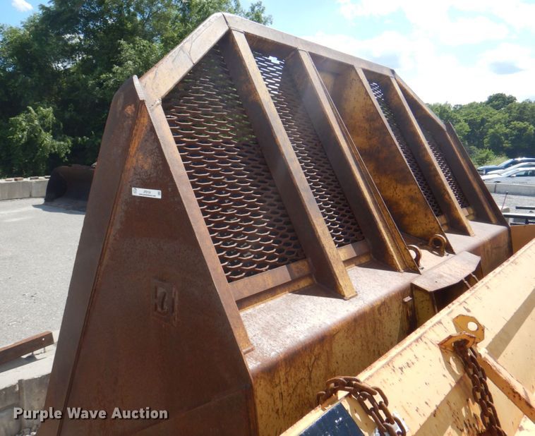 image for item JF9134 EB  131"W loader bucket