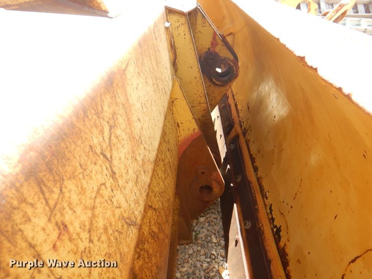 image for item JF9134 EB  131"W loader bucket