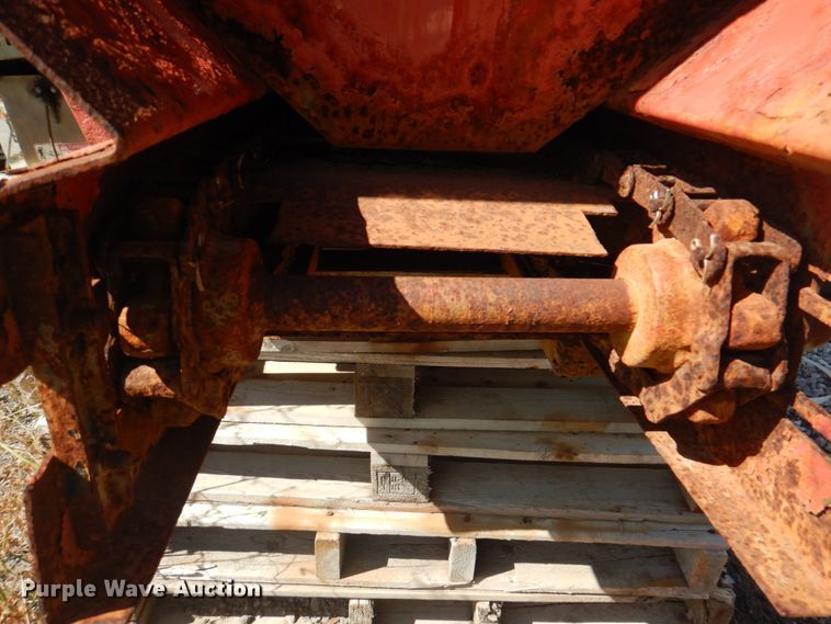 image for item JF9135 Fertilizer spreader