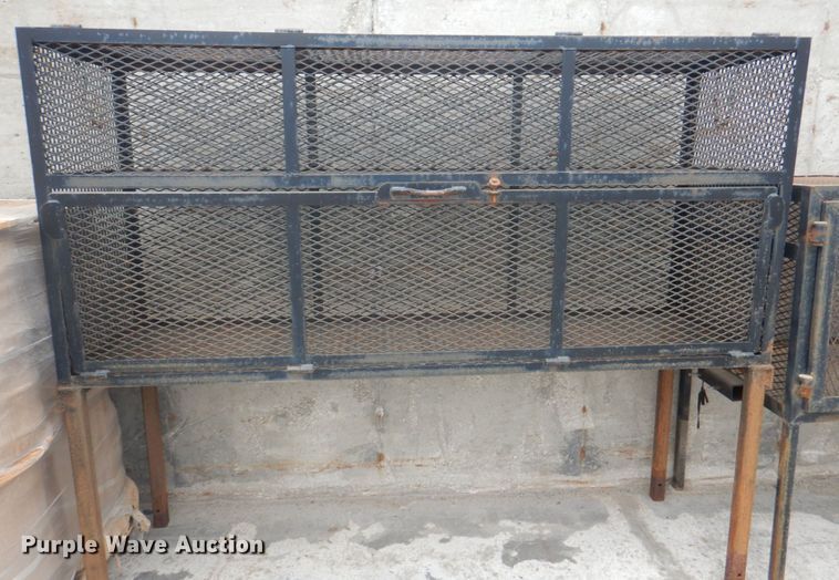 image for item JF9138 (3) metal cages