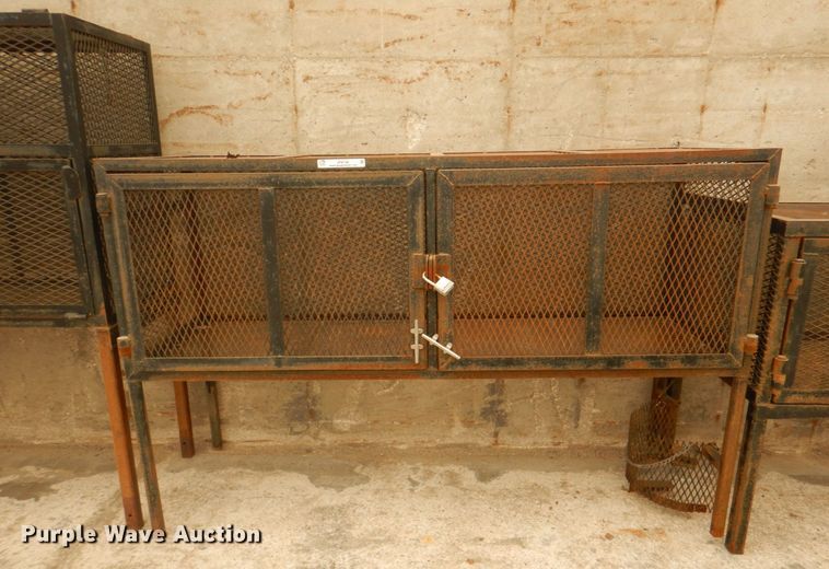 image for item JF9138 (3) metal cages