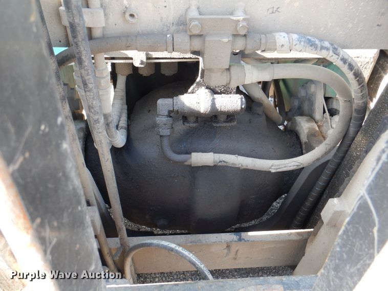 image for item JY9803 Mitsubishi FG40K-LP  forklift