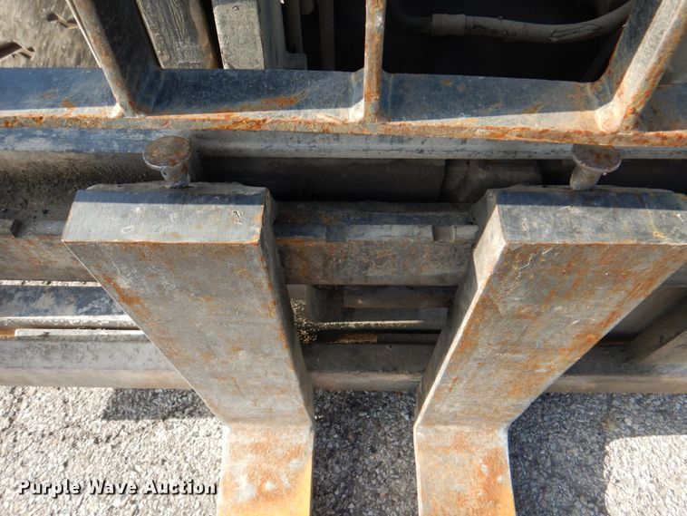 image for item JY9803 Mitsubishi FG40K-LP  forklift