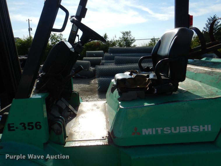 image for item JY9803 Mitsubishi FG40K-LP  forklift