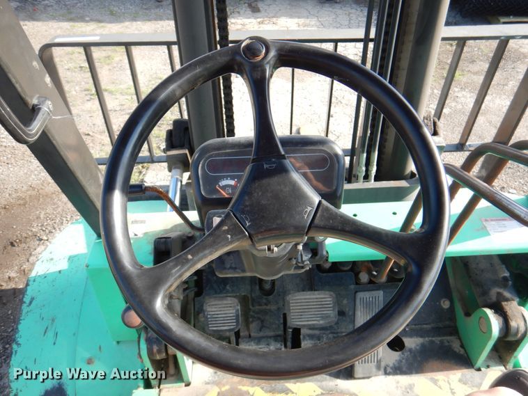 image for item JY9803 Mitsubishi FG40K-LP  forklift