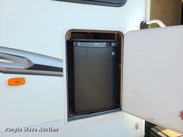 image for item L1332 2012 Cedar Creek Silverback  camper