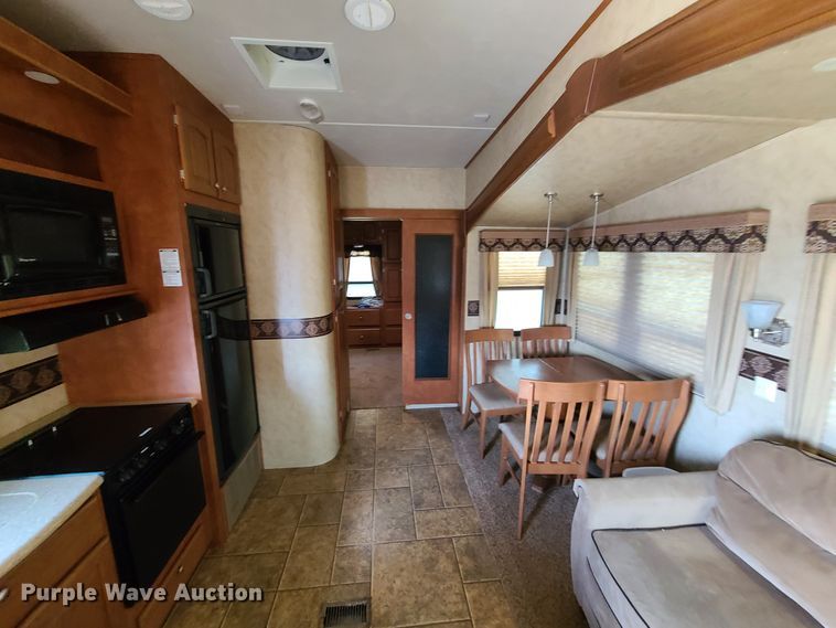 image for item L1332 2012 Cedar Creek Silverback  camper