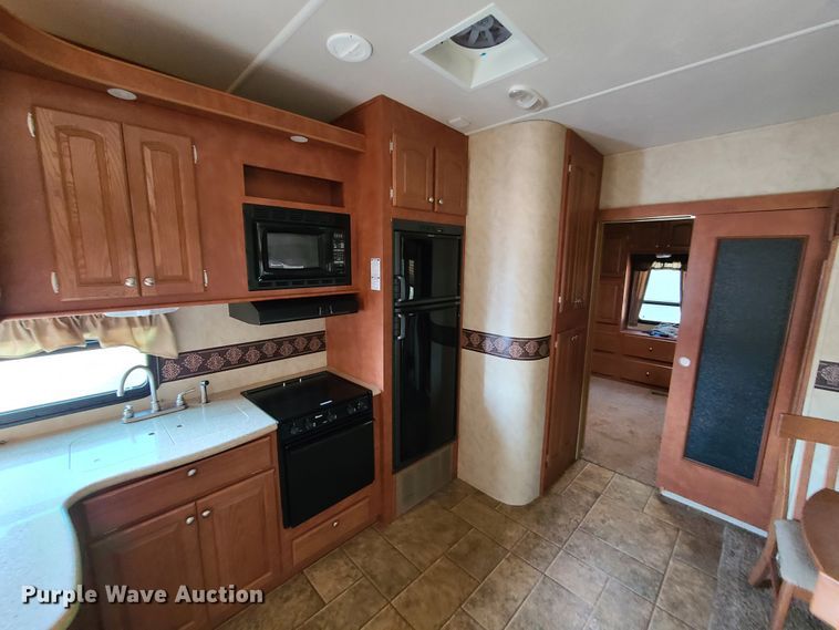 image for item L1332 2012 Cedar Creek Silverback  camper