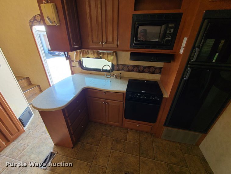 image for item L1332 2012 Cedar Creek Silverback  camper