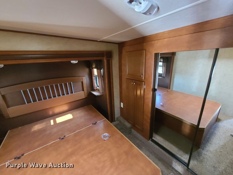 image for item L1332 2012 Cedar Creek Silverback  camper