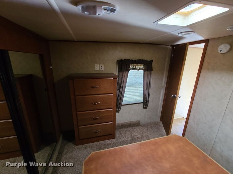 image for item L1332 2012 Cedar Creek Silverback  camper