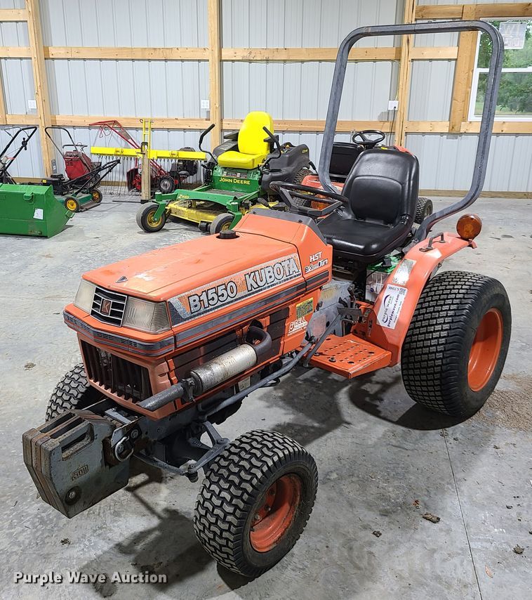 image for item L1346 Kubota B1550 HST  tractor
