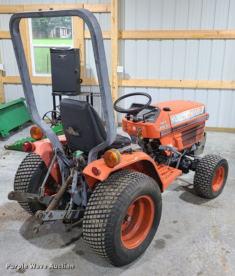 image for item L1346 Kubota B1550 HST  tractor