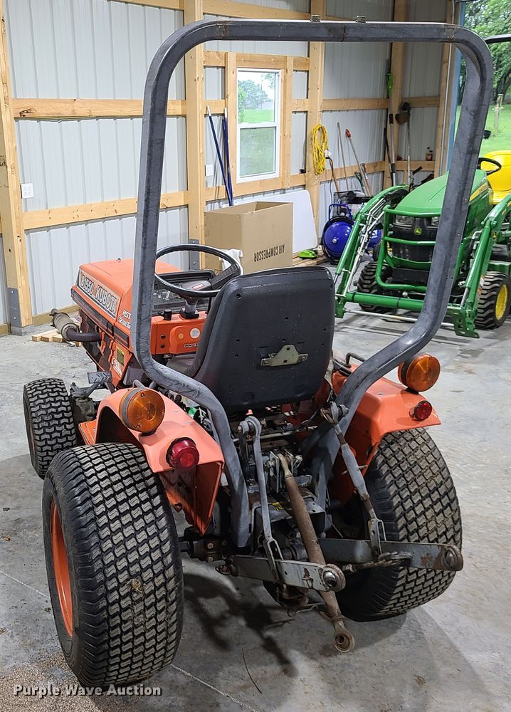image for item L1346 Kubota B1550 HST  tractor