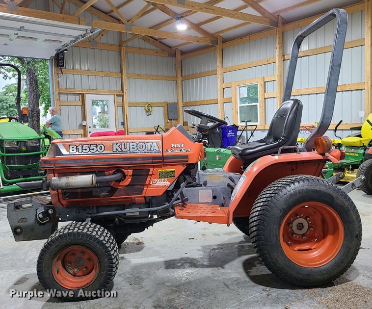 image for item L1346 Kubota B1550 HST  tractor